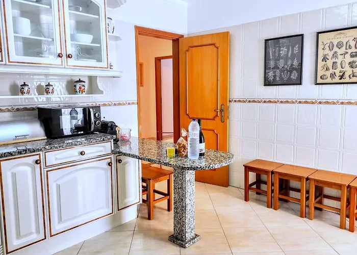 Avenue Apartment